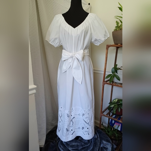 NWT Banana Republic Embroidered Cotton Poplin Ruched Dress Size Small In  White Dresses